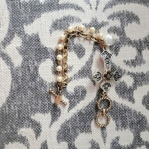 ViVI Jewelry Cross Bracelet